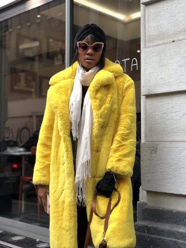 FIRST STREER STYLE ANALYSIS.WOMAN IN YELLOW FUR COAT. - DISSONANCE